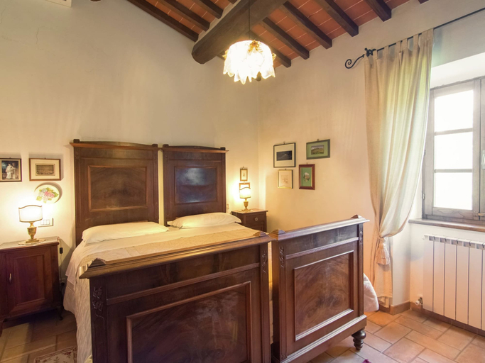 Bedroom 2, Tuscan Terrace Escape, Arezzo