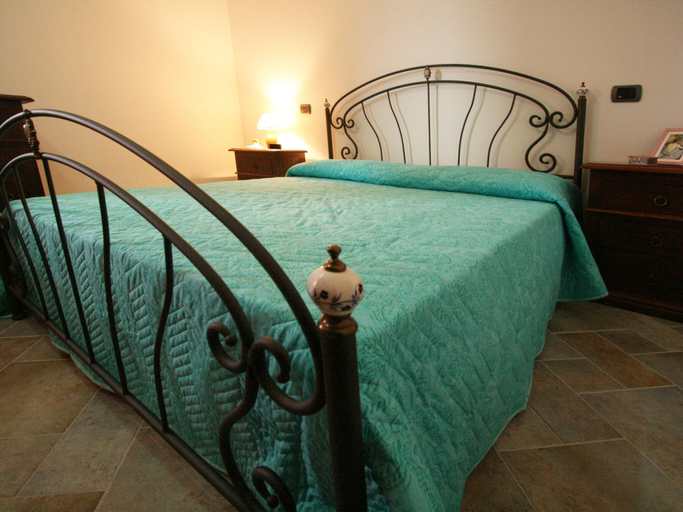Bedroom 2, Timeless Villa in Cagli With Garden and Swimming Pool, Pesaro E Urbino