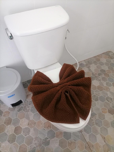 Bathroom 2, Baan Kaemsai, Takua Pa