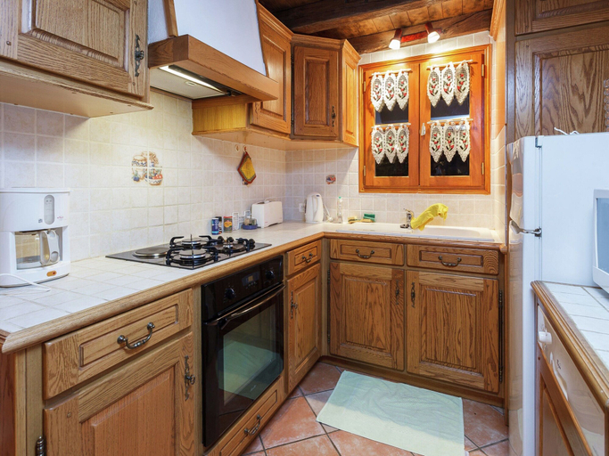 Private kitchen 3, Stylish Apartment in Sohl With Terrace, Vogtlandkreis