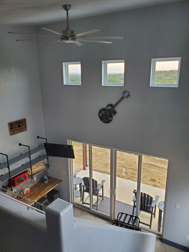 Food & Drinks, Hill Country Guest Houses, Blanco