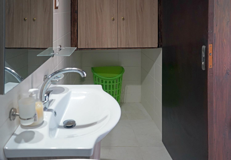 Bathroom 3, VENI Olive House, Peloponnese