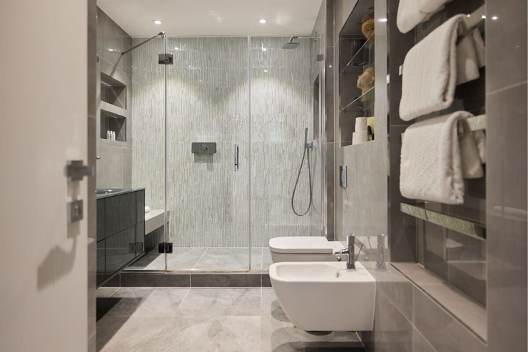 Bathroom 3, The Primrose Hill Place - Charming 4bdr Flat With Communal Garden, London