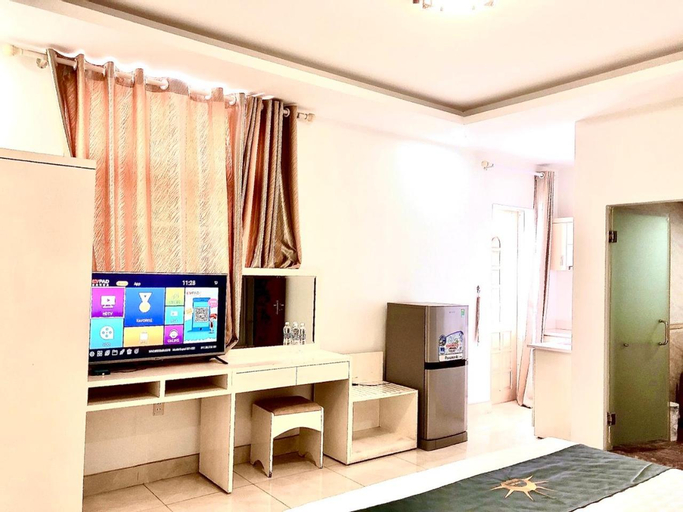 Others, Holiday Hotel 2, Ngô Quyền