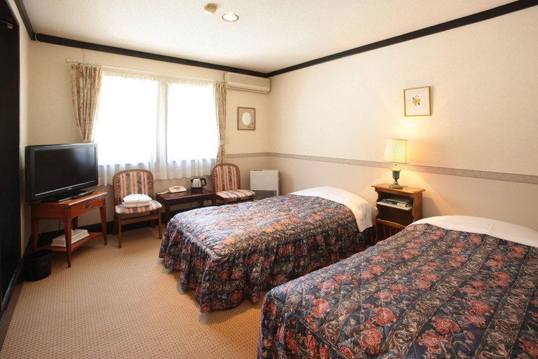 Bedroom 3, Petit Hotel & Restaurant Old Age, Hokuto