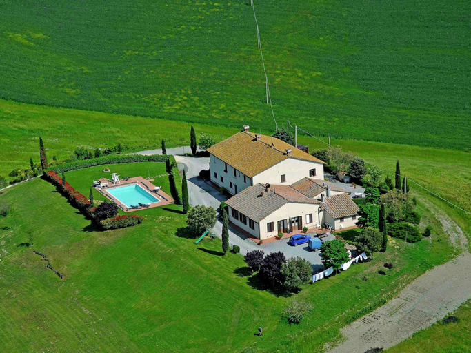 Exterior & Views 2, Modern Farmhouse in Pienza With Pool, Siena