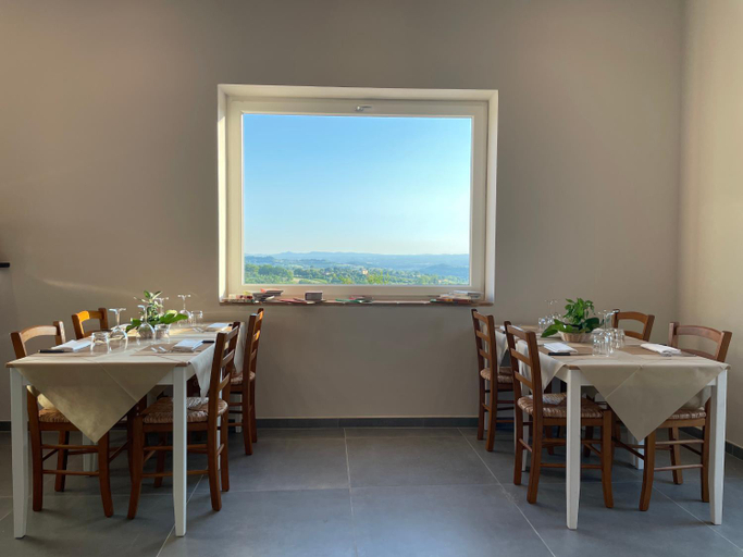 Food & Drinks 5, Tenuta San Savino delle Rocchette, Terni