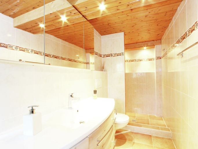 Bathroom 3, Chalet in Niederndorf Near Kufstein With Balcony, Kufstein