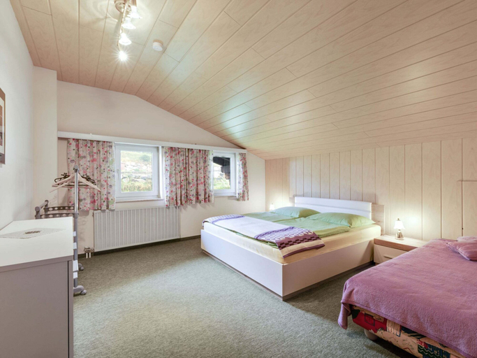 Bedroom 2, Cozy Apartment in Afritz am See Near Gerlitzen Ski Area, Villach Land