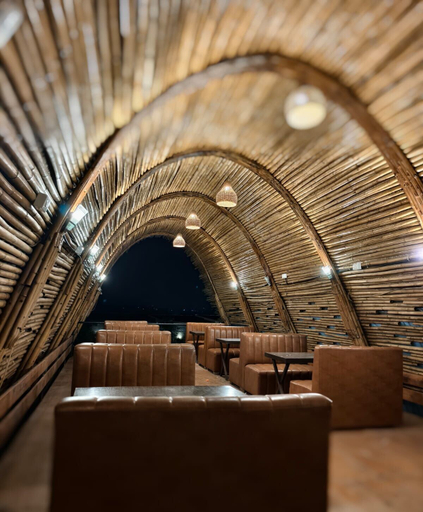Food & Drinks 5, River's Edge By Escape Stays, Nashik