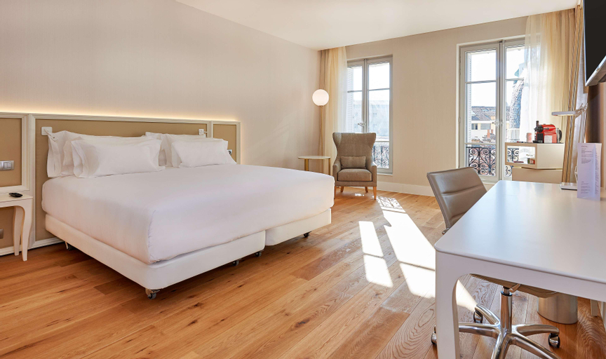Bedroom 18