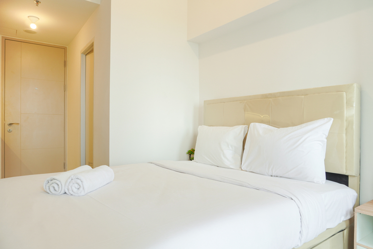 Bedroom 3, Comfy and Homey Studio at Tokyo Riverside PIK 2 Apartment By Travelio, Tangerang