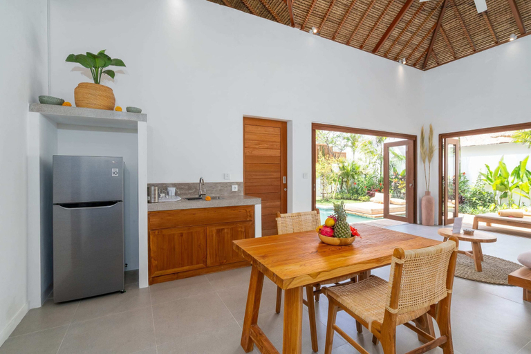 Others 4, Villa Lounes 1, Tabanan