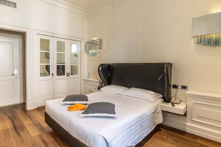 Bedroom 2, Hotel Isa, Roma