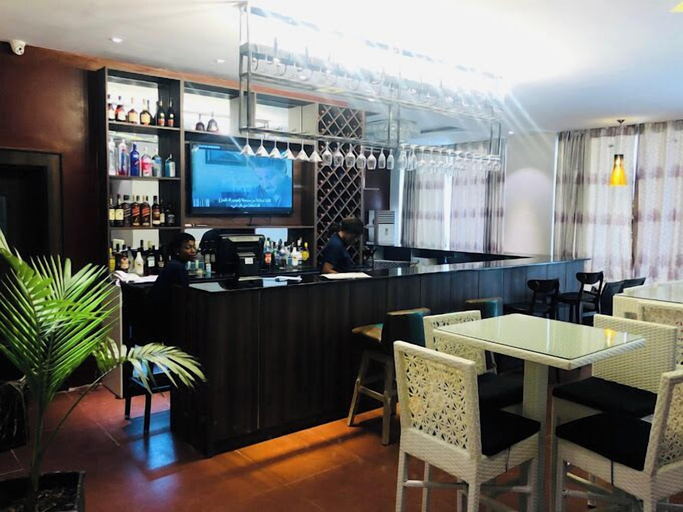 Food & Drinks 5, Peninsula Suites, Bwari