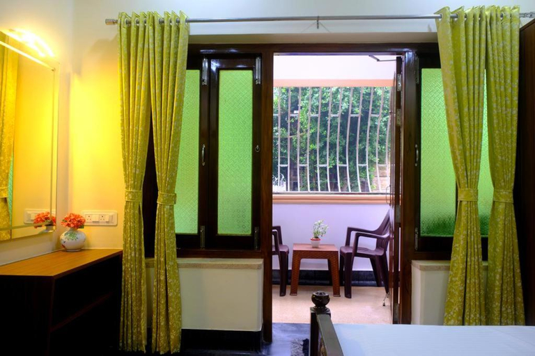 Others 2, Olys Apartment Gariahat, Kolkata