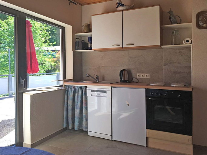 Others 5, Cozy Apartment in Ellar With Garden, Limburg-Weilburg