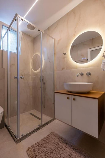 Bathroom 3, Vila Murati, Sarandës