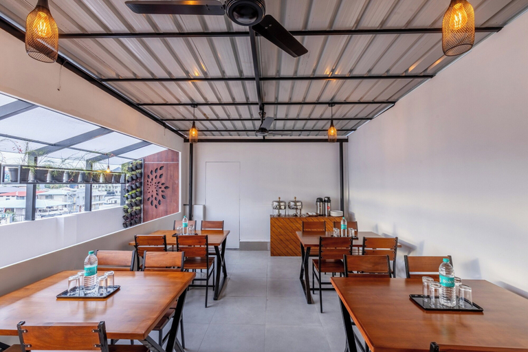 Food & Drinks 5, Treebo De Cloud 9 Regency, Thiruvananthapuram