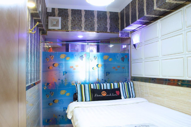Others 1, Room in Guest Room - Comfortable Standard Single Room, Kowloon