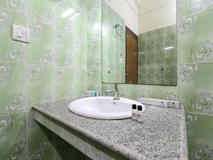 Bathroom 4, The Byke Puja Samudra Pure Veg, Thiruvananthapuram