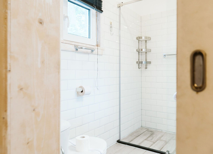 Bathroom 2, Holiday Home With Garden and Barbecue, Goedereede