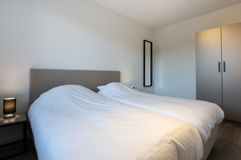 Others 2, Luxury Apartment in Residence Marina Kamperland - pet Friendly