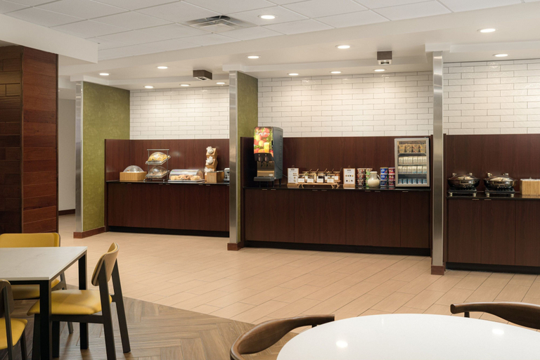 Food & Drinks 5, Fairfield Inn & Suites Columbia, Maury
