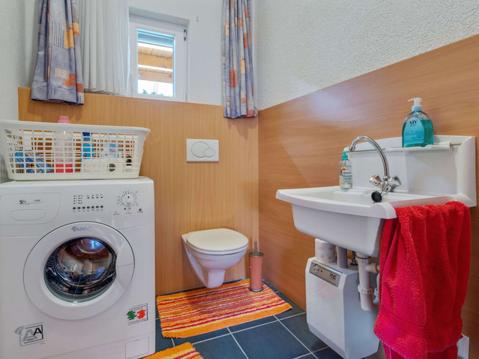 Bathroom 4, Bungalow in Glodnitz near Nockberge Alps, Sankt Veit an der Glan