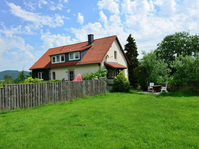 Exterior 5, Chic Apartment in Stormbruch Near Ski Area, Waldeck-Frankenberg