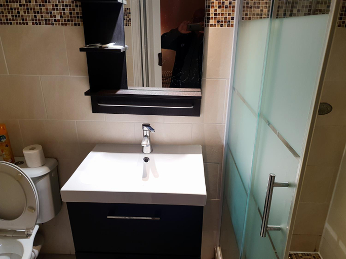 Bathroom 2, AUBERGE de SAINTE CROIX, Alpes-de-Haute-Provence