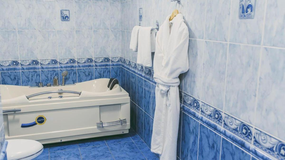 Bathroom 4, Reikartz Dostyk Kokshetau, Zerendinskiy