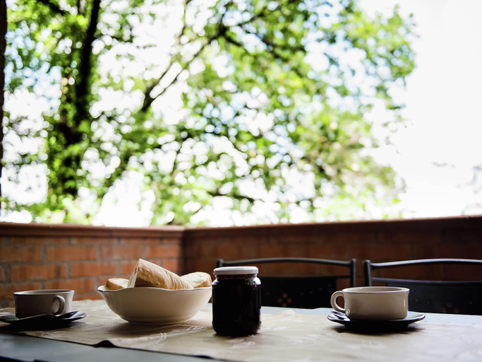 Food & Drinks 5, Holiday Home in Paciano With Swimming Pool,terrace,billiards, Perugia