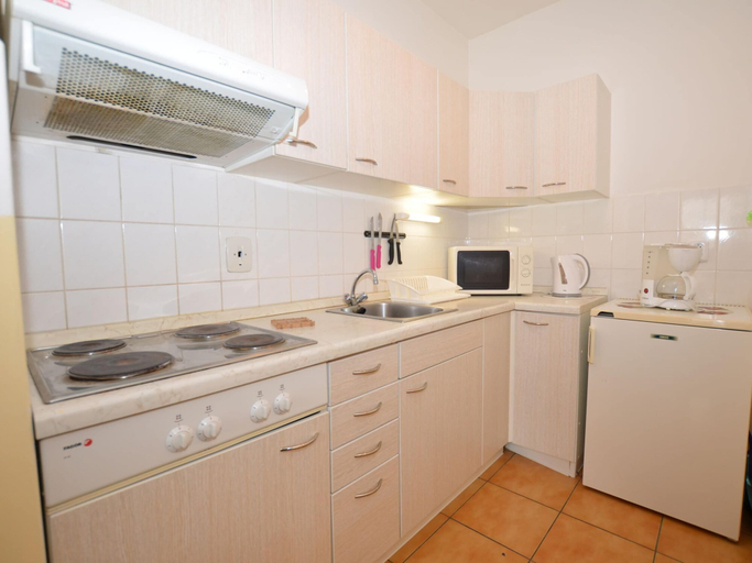 Private kitchen 3, Snug Apartment in Jachymov Near Ski Area, Karlovy Vary