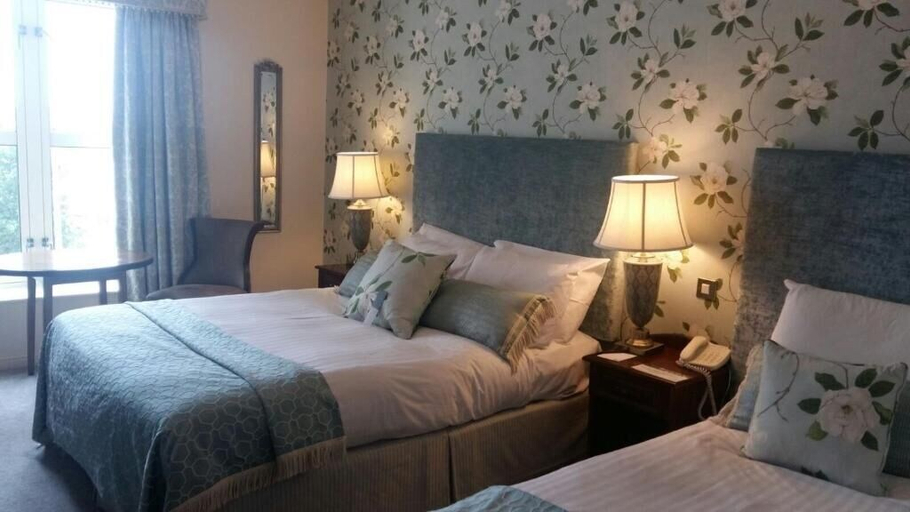 Bedroom 2, The Landmark Hotel
