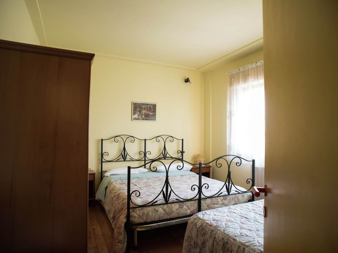 Bedroom 3, Holiday Home in Paciano With Swimming Pool,terrace,billiards, Perugia