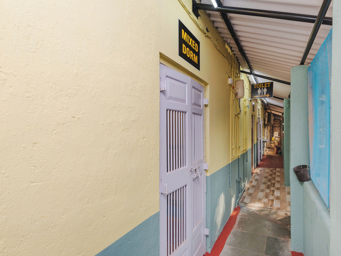 Exterior & Views 2, AFRA DORMITORY, Mumbai Suburban