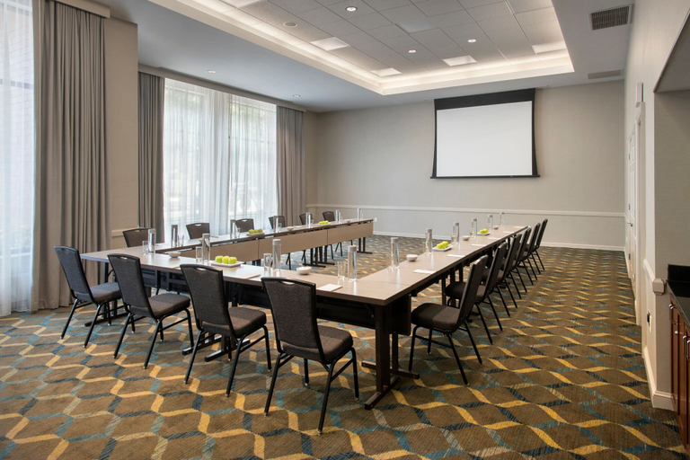 Business Facilities 2, Residence Inn by Marriott Boston Cambridge, Cambridge