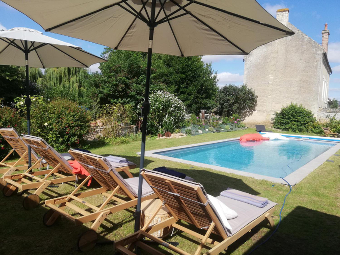 Others 4, Le Clos de l'Aiguillon, Calvados