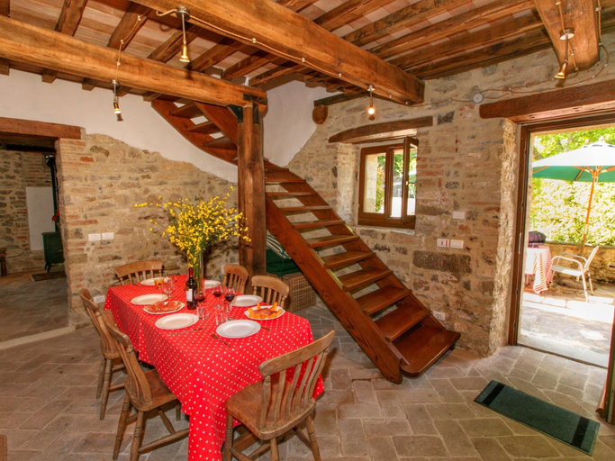 Others 5, Holiday House Overlooking Lake Near Tuscany, Perugia