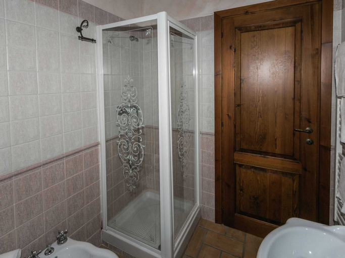 Bathroom 4, Elegant Apartment Only 1 Hour From Rome, Terni