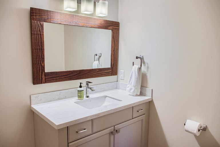 Bathroom 3, 365 Moonshine Crescent by Okanagan Premier, Kootenay Boundary
