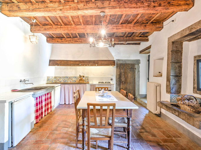 Others 4, Comfy Home in San Godenzo With Lake Nearby, Florence
