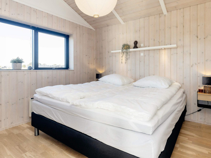 Bedroom 2, 5 Star Holiday Home in Hirtshals, Hjørring