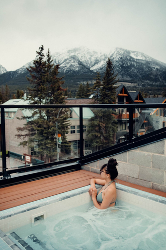 Sport & Beauty 5, Basecamp Suites Canmore, Division No. 15