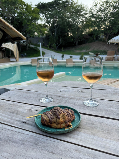 Food & Drinks 5, Akasha suites, Puerto Triunfo