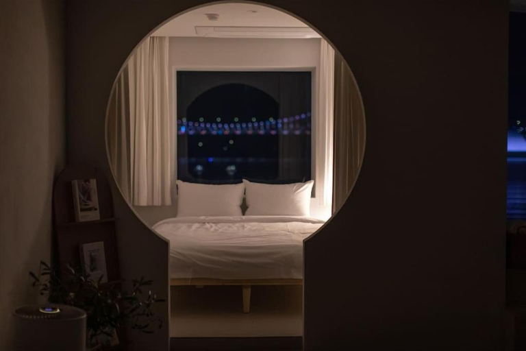 Bedroom 2, Stay moment, Suyeong