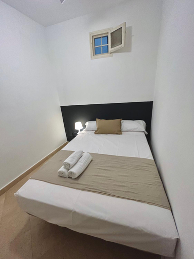 Others 5, Villa rooms, Madrid