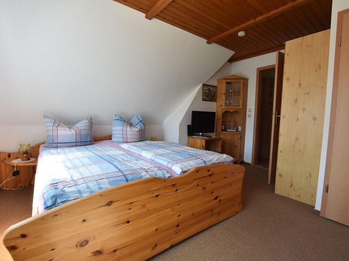 Bedroom 3, Cosy Apartment in Pepelow near Baltic Sea, Rostock