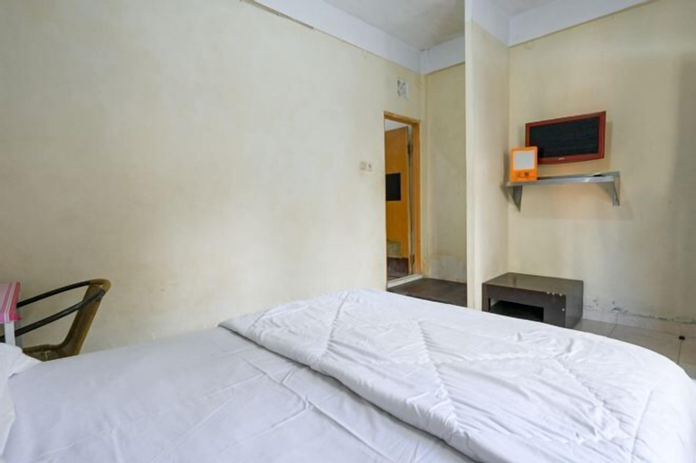 Bedroom 13